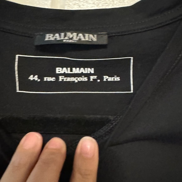 Balmain - Picture 2 of 3